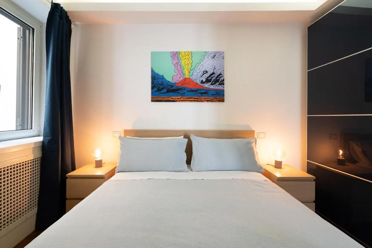 Apartment Appartamento Elegante Con Terrazzino Nel Centro Di Napoli